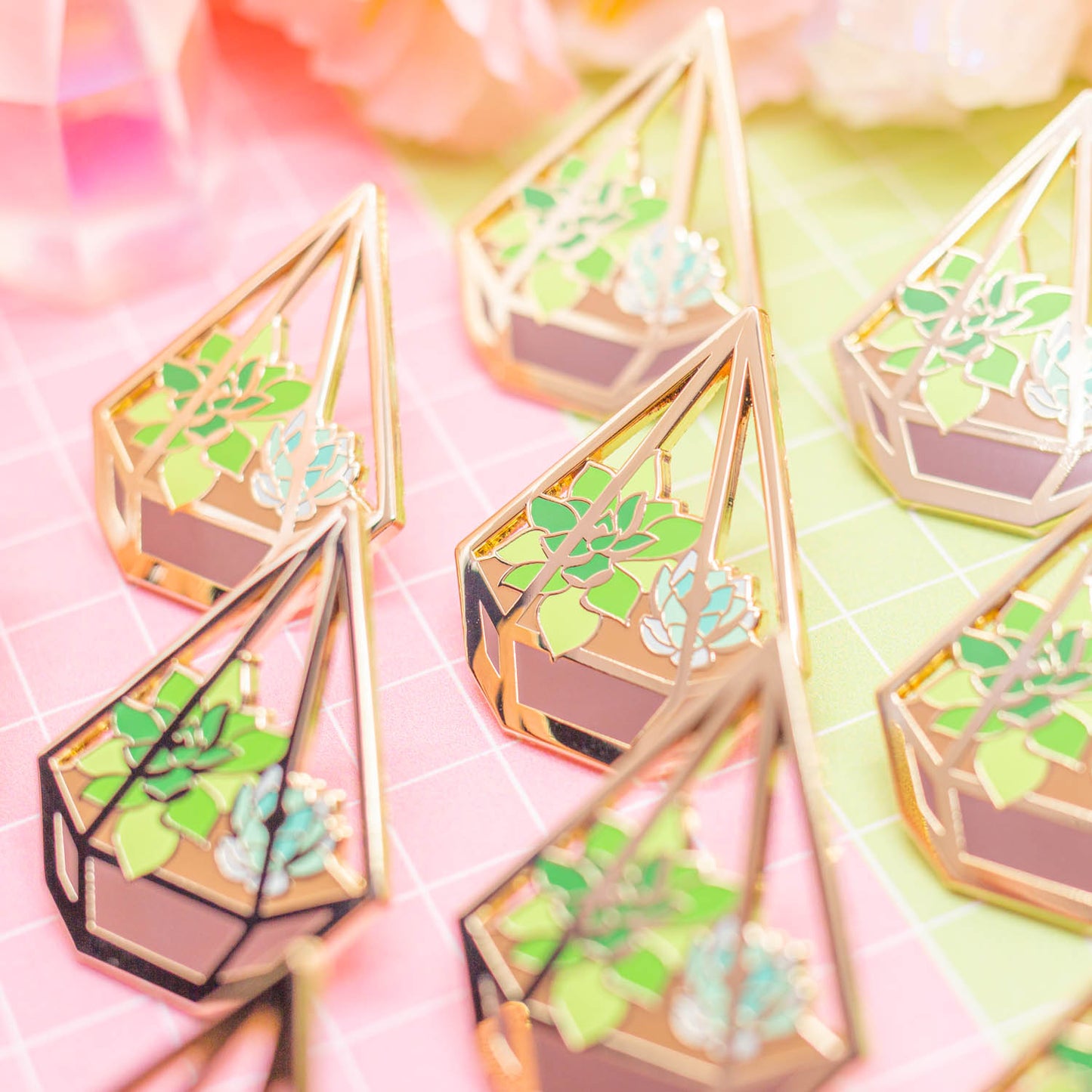 TERRA - Succulent terrarium enamel pin - triangle